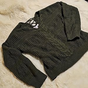 No boundaries Green knit sweater
